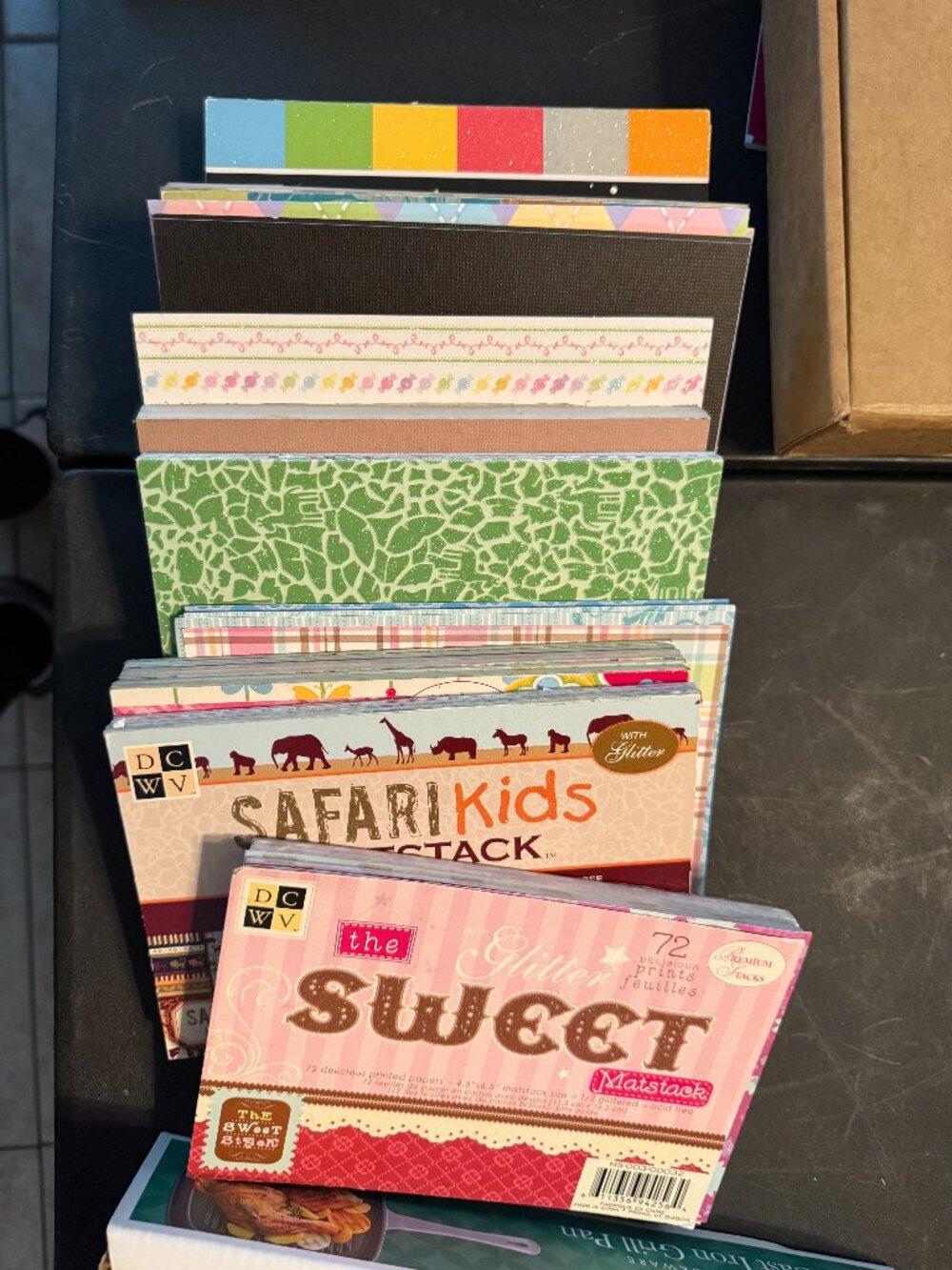 Lot of 6.5"x 8.5" Cardstock Paper Pads over 400 sheets